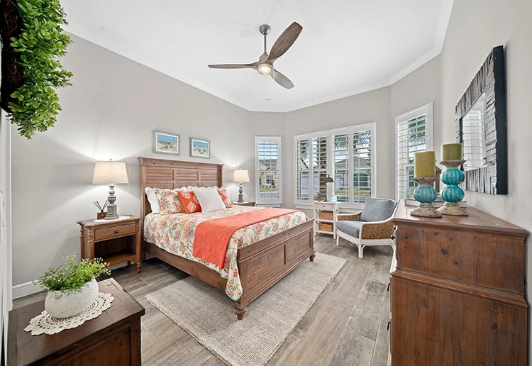 real estate picture of a bedroom